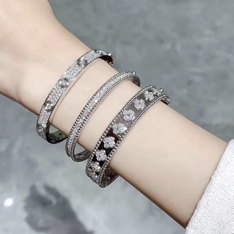 Vca Bracelets
